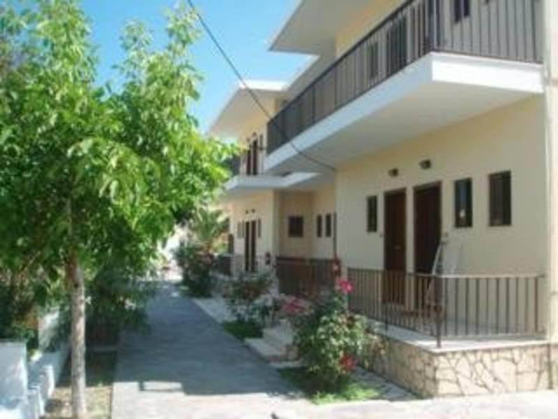 The 3 Little Pigs Apartments Сідарі Екстер'єр фото